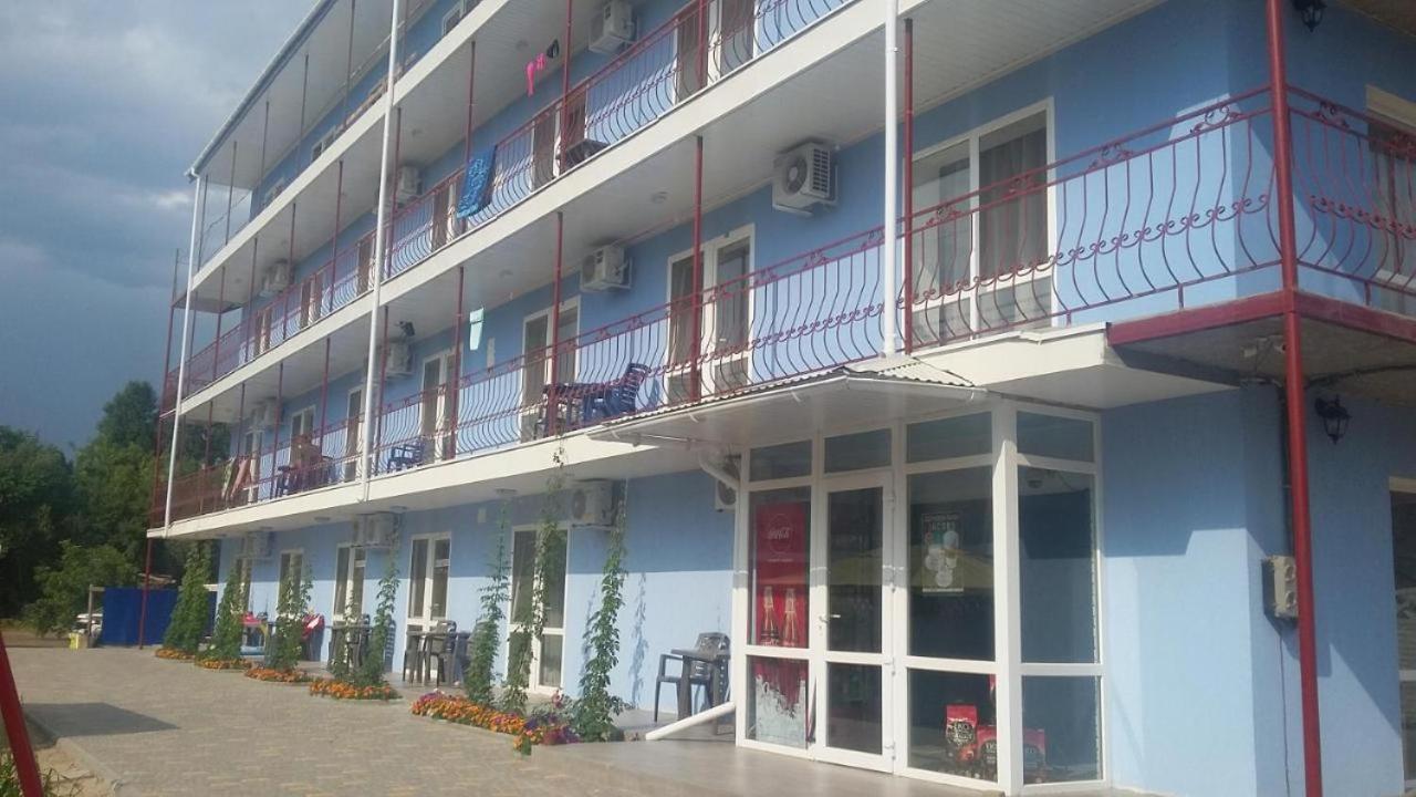 Гостиница "Атлант" Zaliznyi Port Luaran gambar