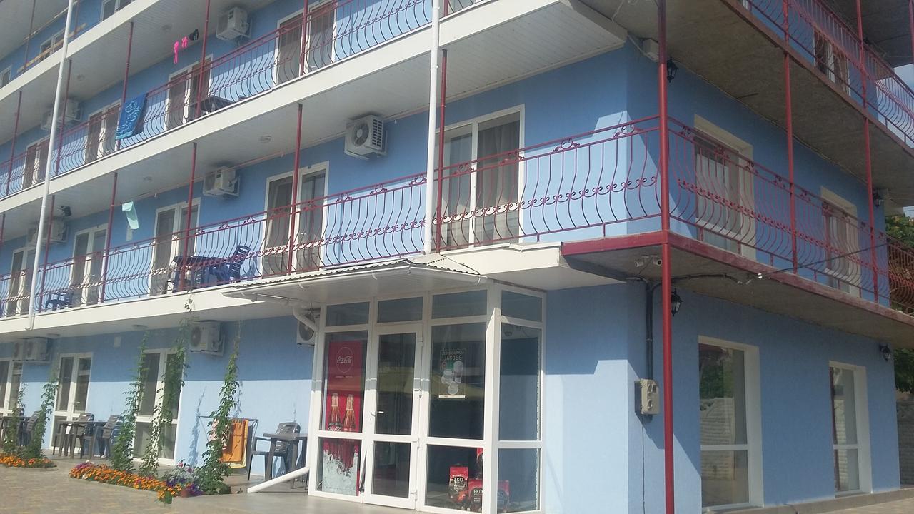 Гостиница "Атлант" Zaliznyi Port Luaran gambar